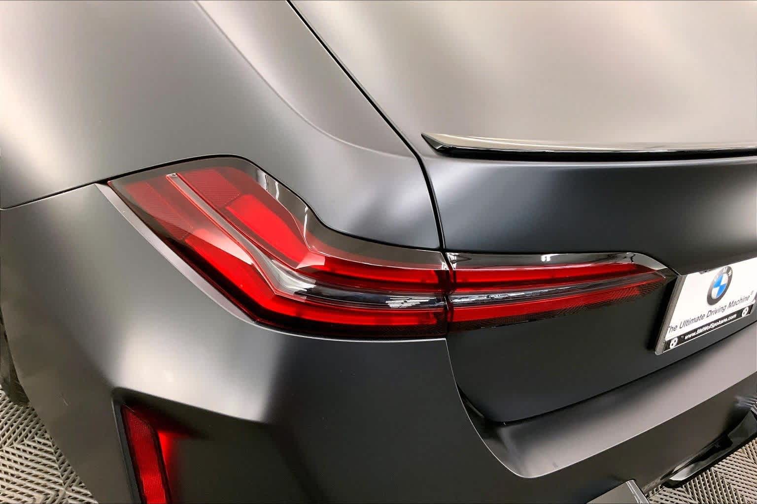 Thumbnail: 2026 BMW M5 - 30