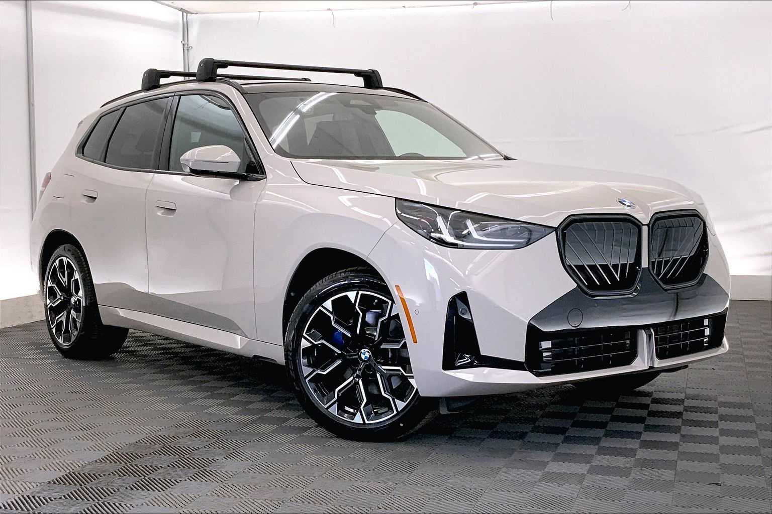 Thumbnail: 2025 BMW X3 - 21