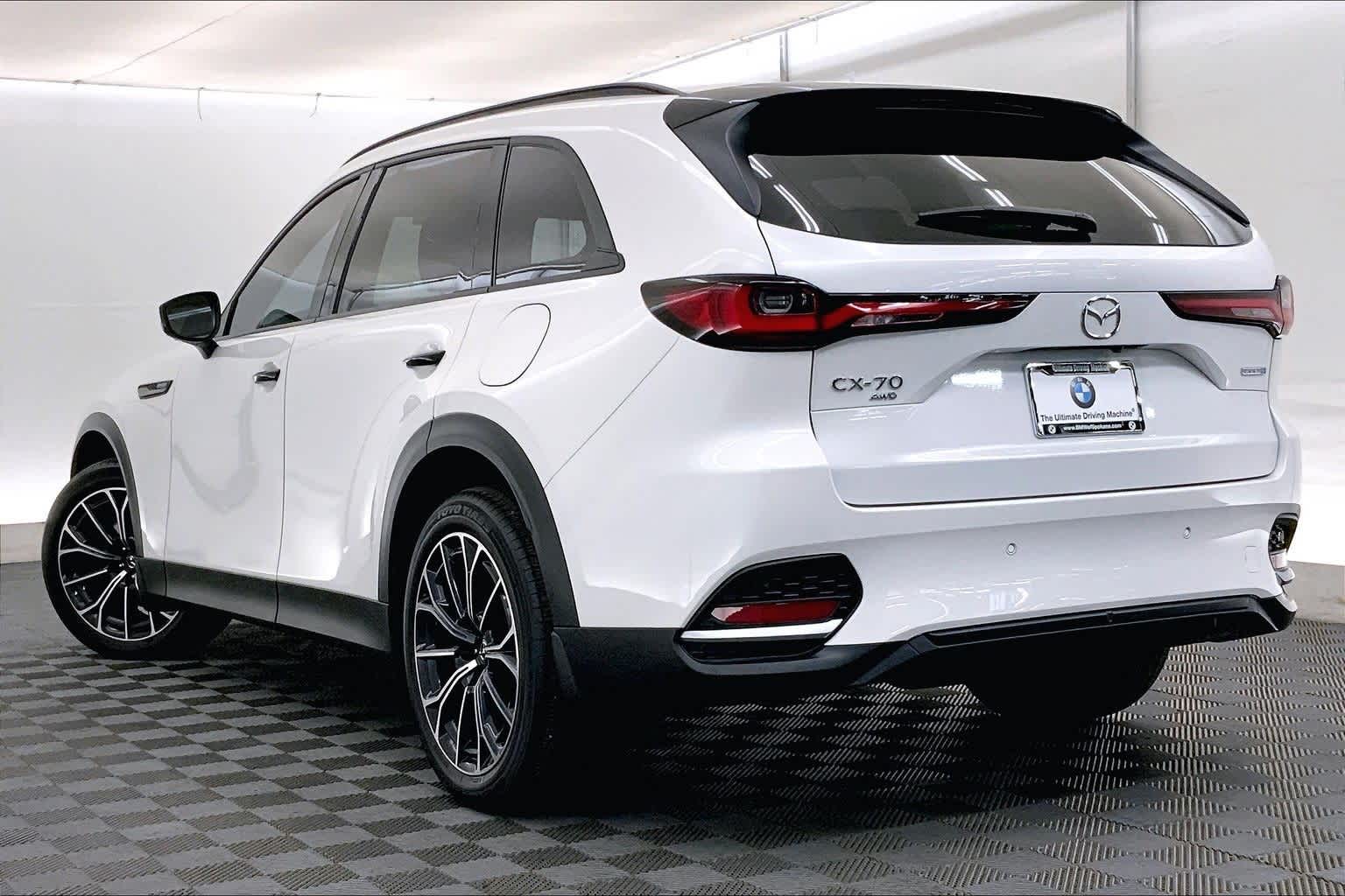 Thumbnail: 2025 Mazda CX-70 - 4