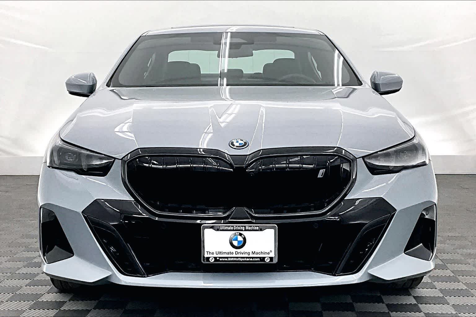 Thumbnail: 2026 BMW i5 - 6
