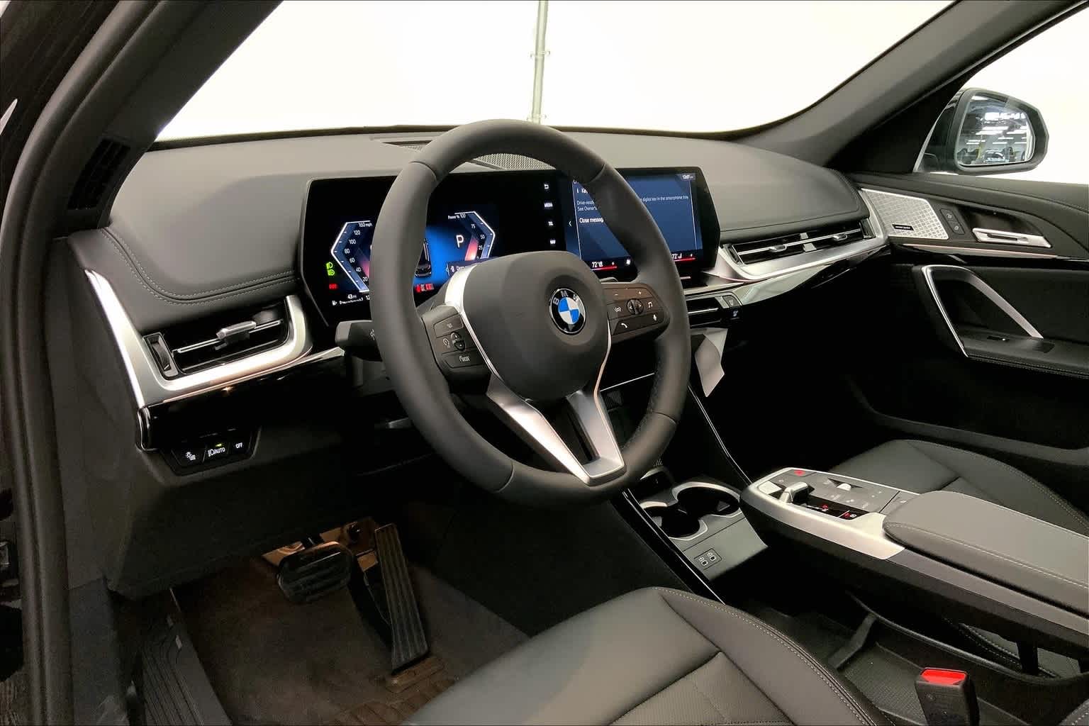 Thumbnail: 2025 BMW X1 - 2