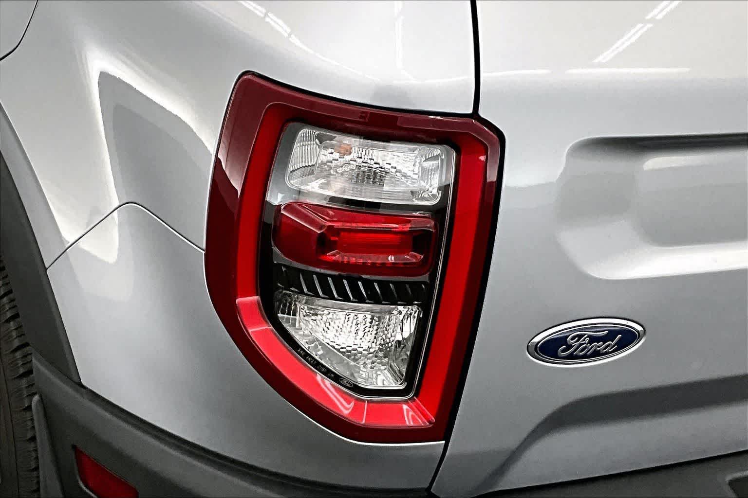 Thumbnail: 2021 Ford Bronco Sport - 32