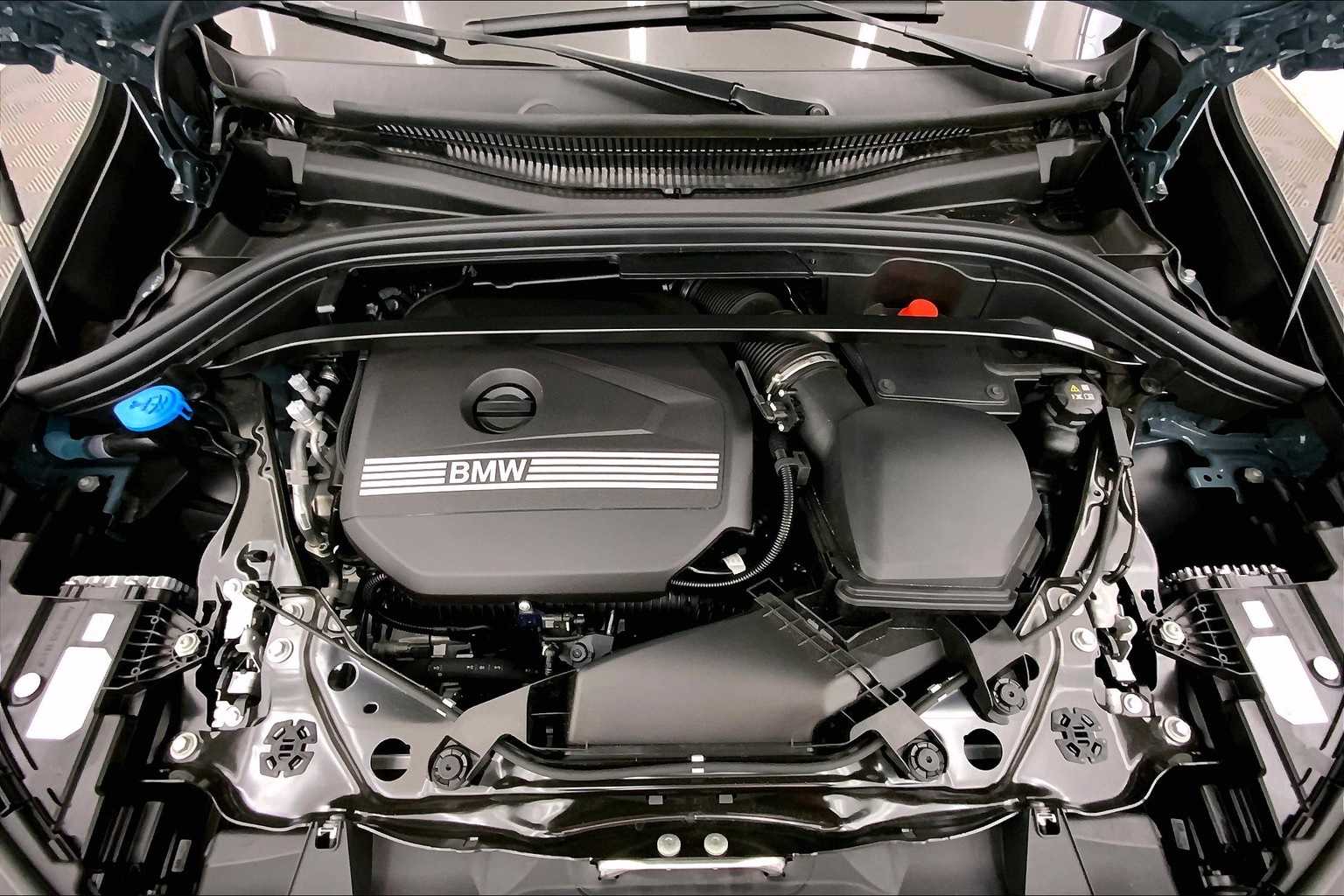 Thumbnail: 2025 BMW X1 - 9