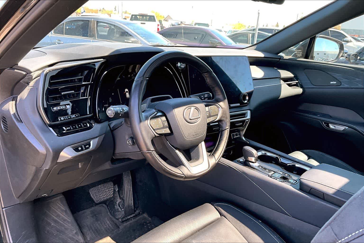 Thumbnail: 2025 Lexus RX - 2
