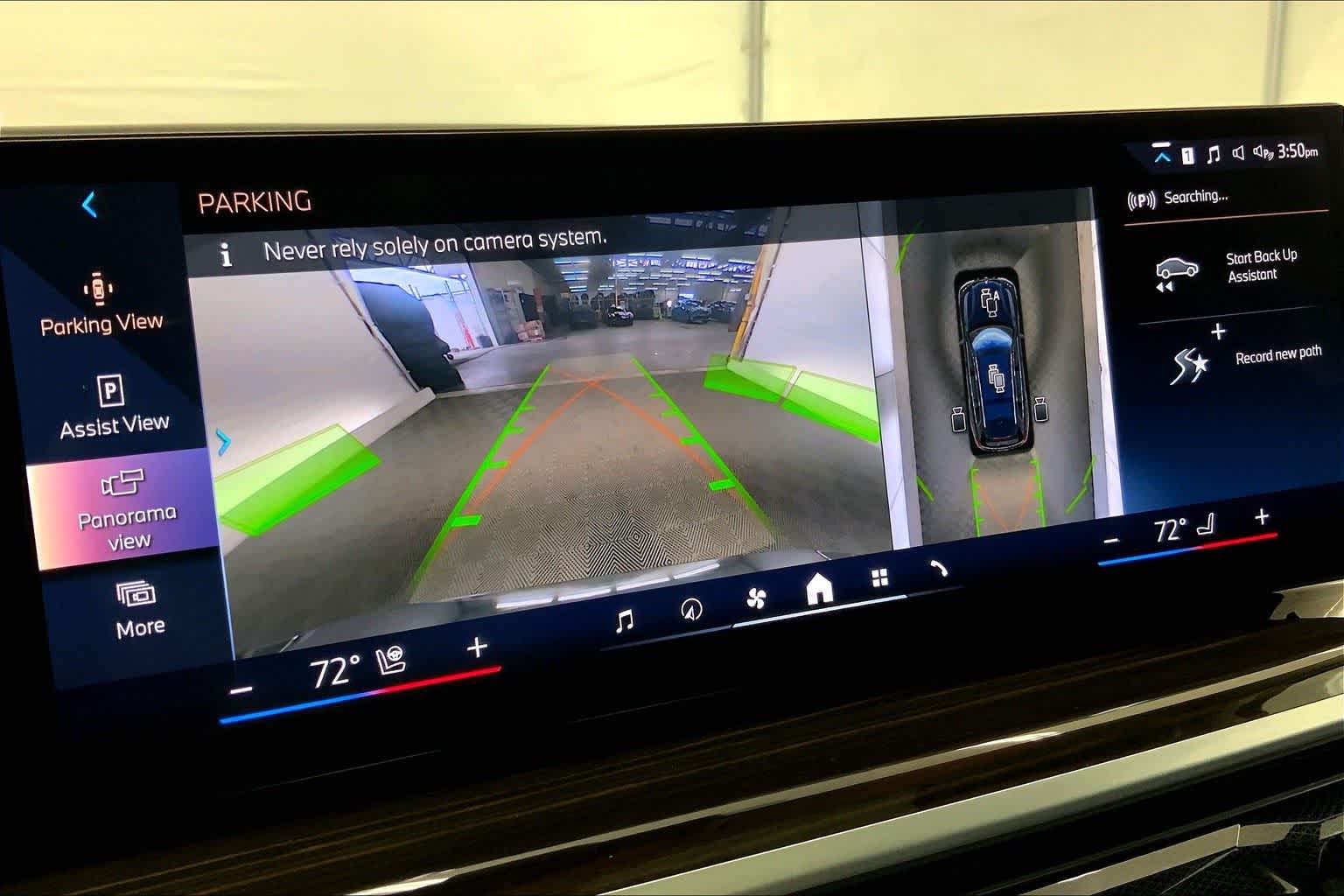 Thumbnail: 2024 BMW X7 - 26