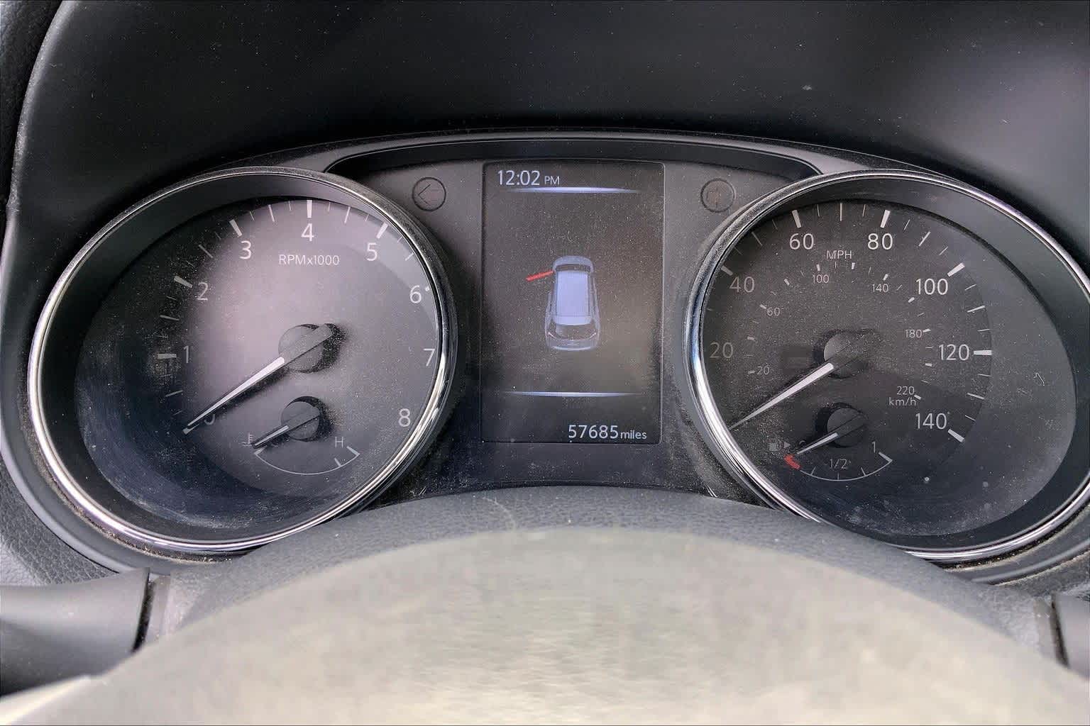 Thumbnail: 2017 Nissan Rogue - 18