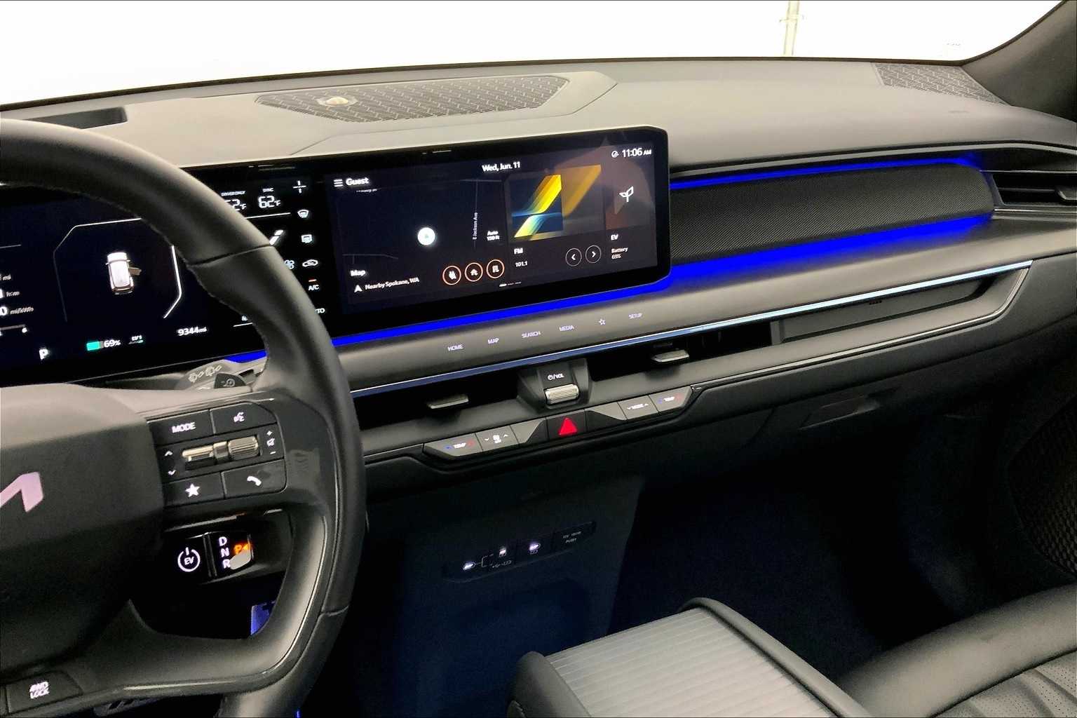 Thumbnail: 2024 Kia EV9 - 15