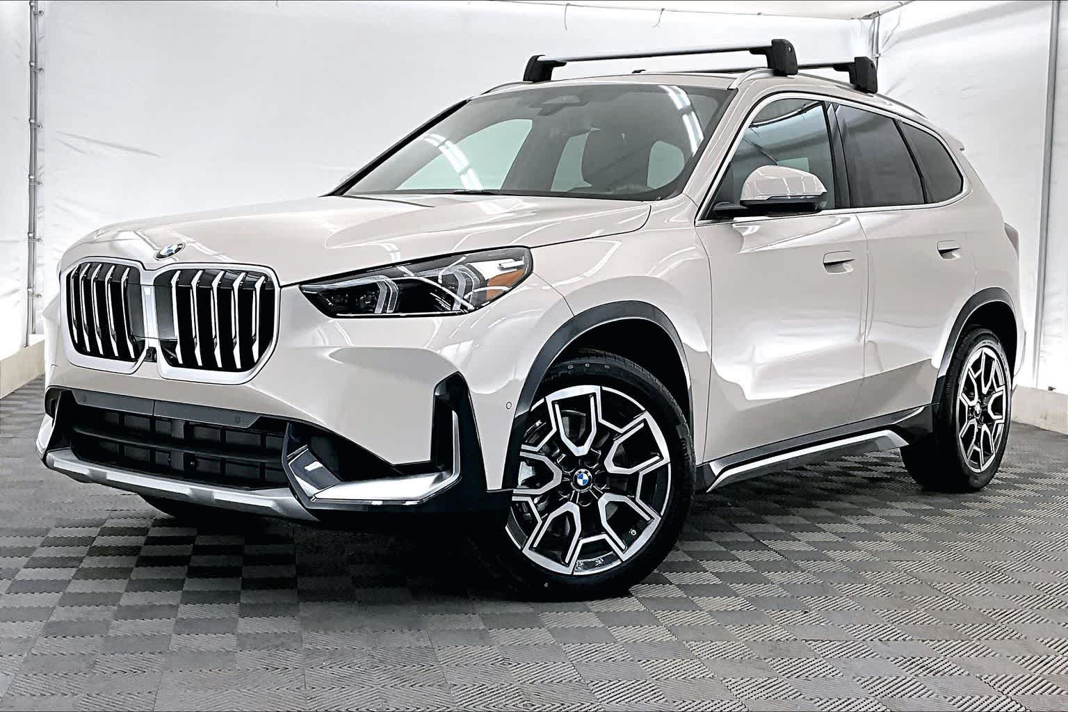 Thumbnail: 2026 BMW X1 - 1