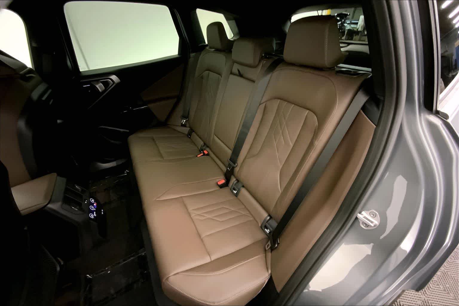 Thumbnail: 2026 BMW X3 - 13
