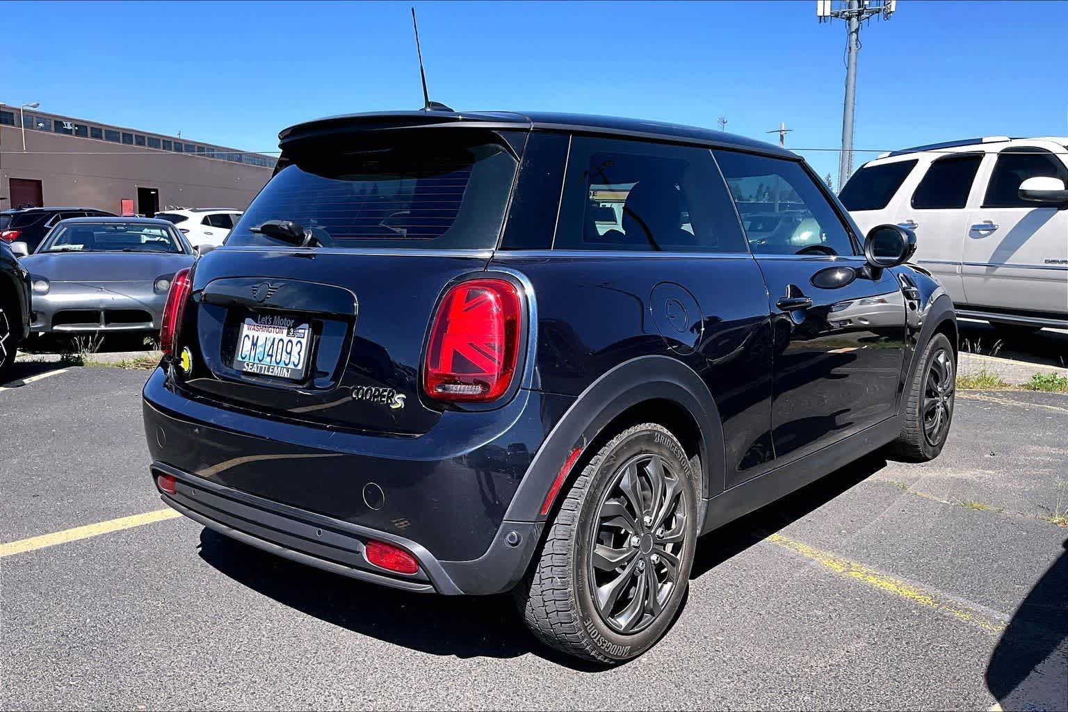 Thumbnail: 2024 MINI Cooper Hardtop - 19