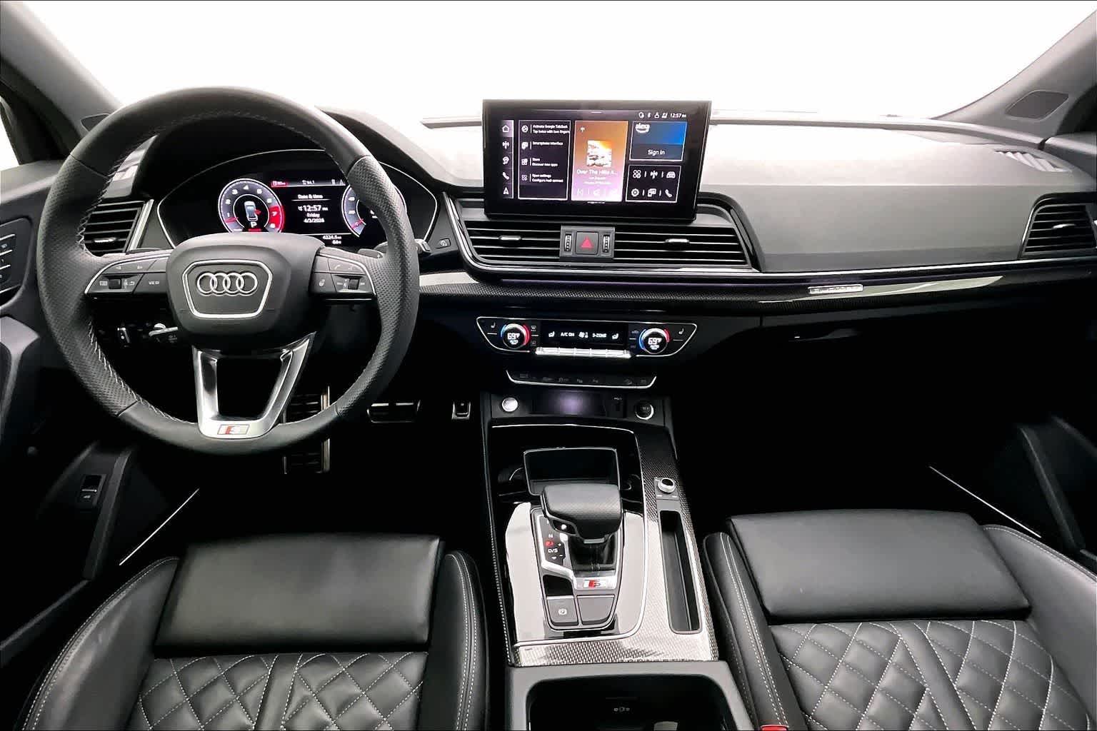 Thumbnail: 2024 Audi SQ5 - 10