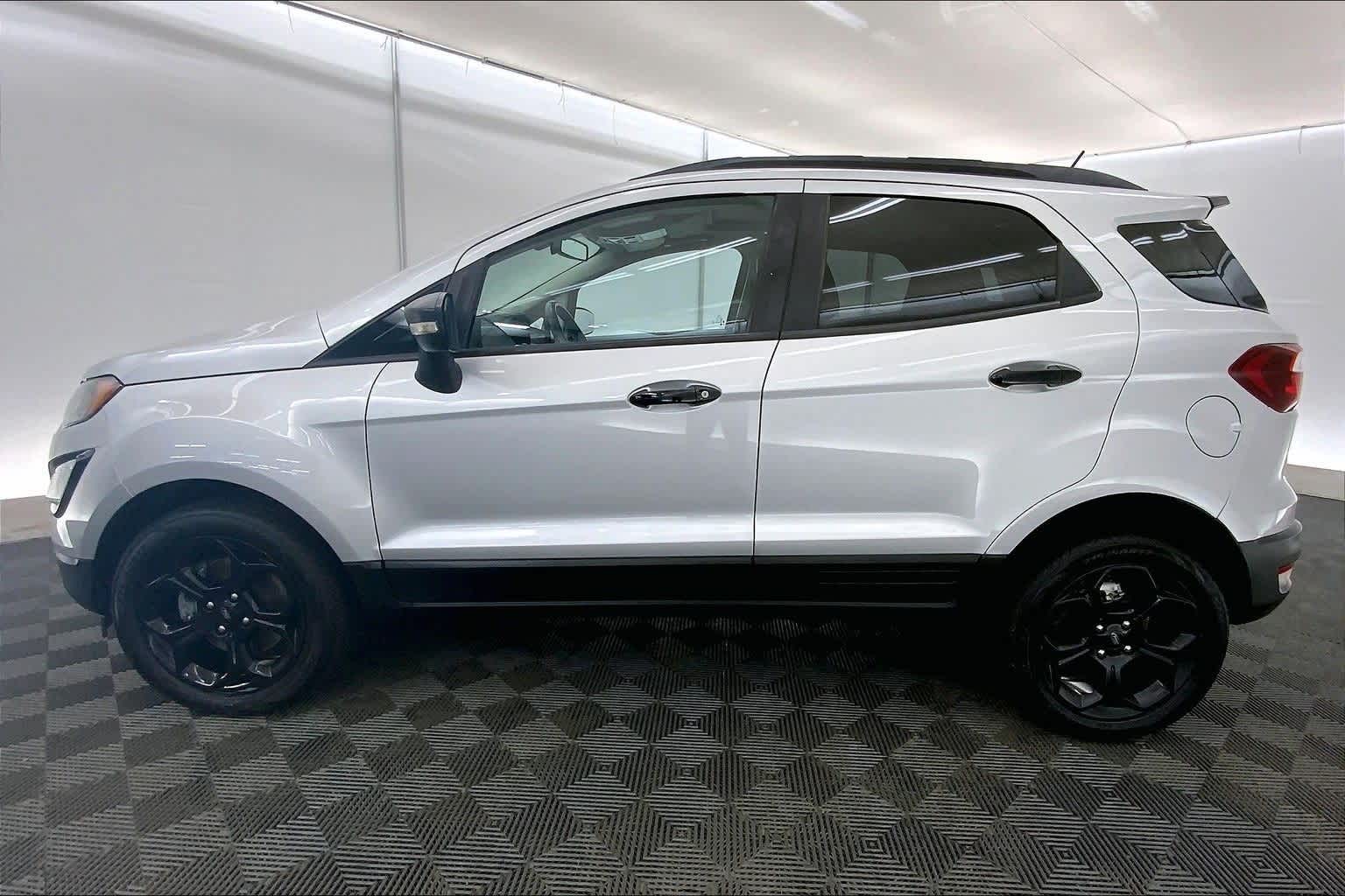 Thumbnail: 2021 Ford EcoSport - 3