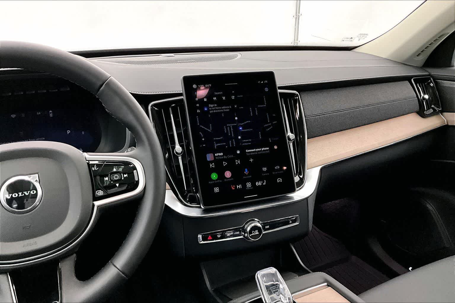 Thumbnail: 2025 Volvo XC90 - 15