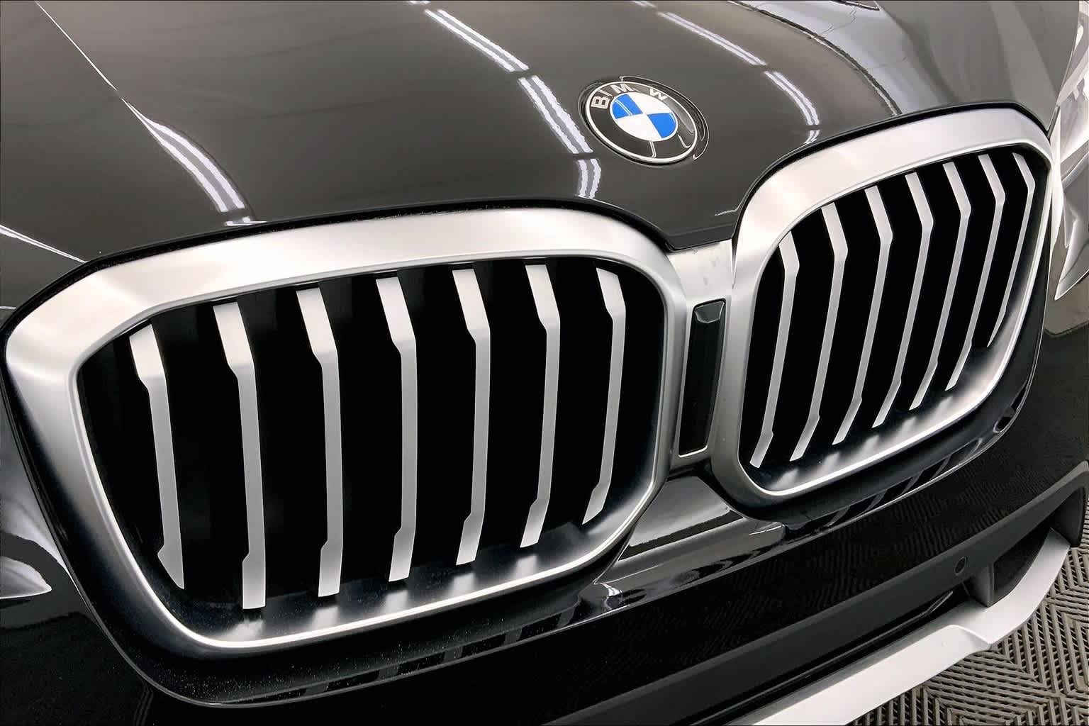 Thumbnail: 2024 BMW X3 - 33