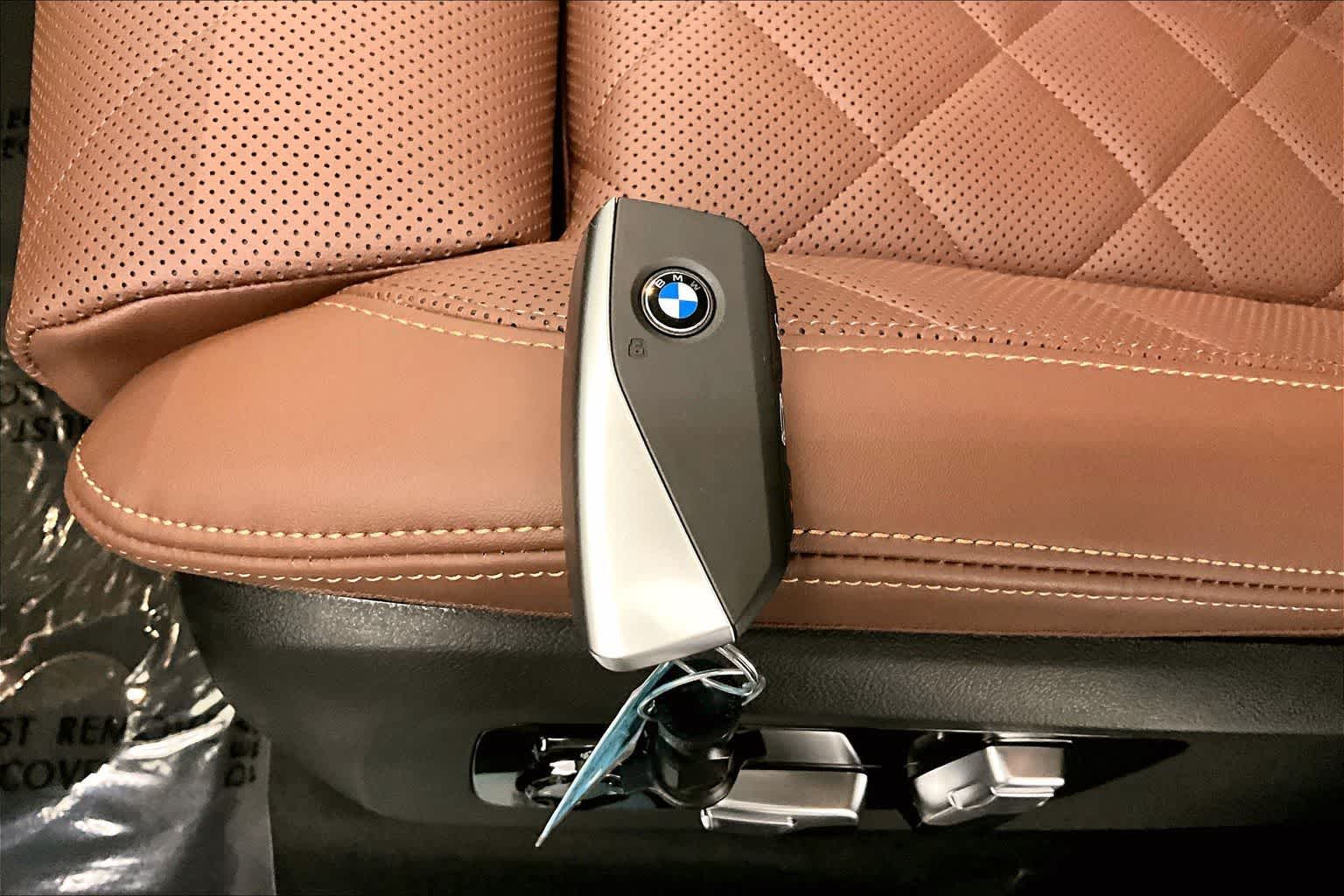 Thumbnail: 2026 BMW X5 - 20