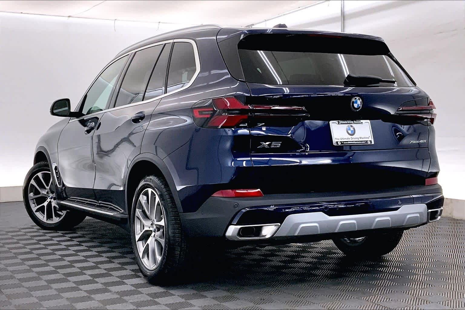 Thumbnail: 2026 BMW X5 - 4