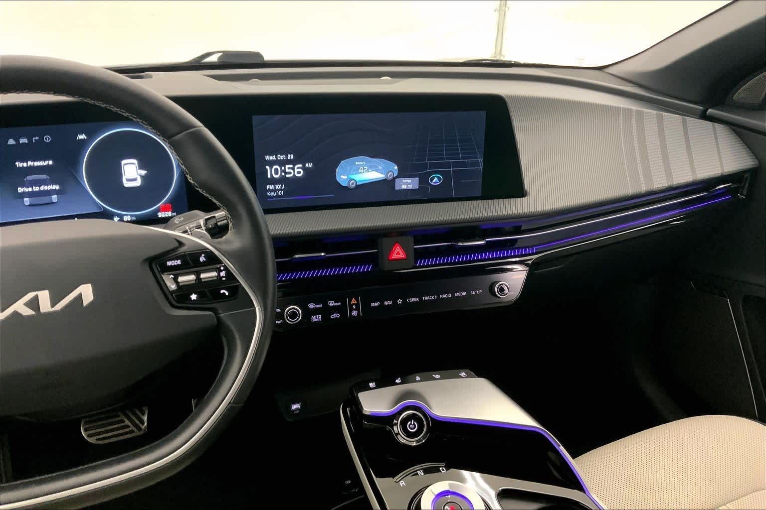 Thumbnail: 2023 Kia EV6 - 15