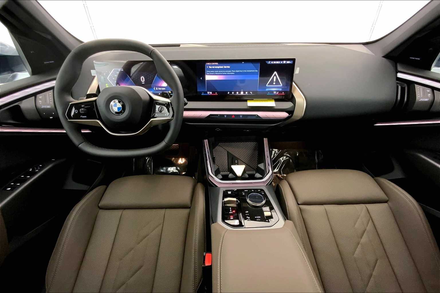 Thumbnail: 2025 BMW X3 - 10