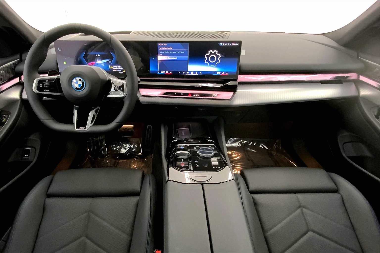 Thumbnail: 2026 BMW i5 - 10