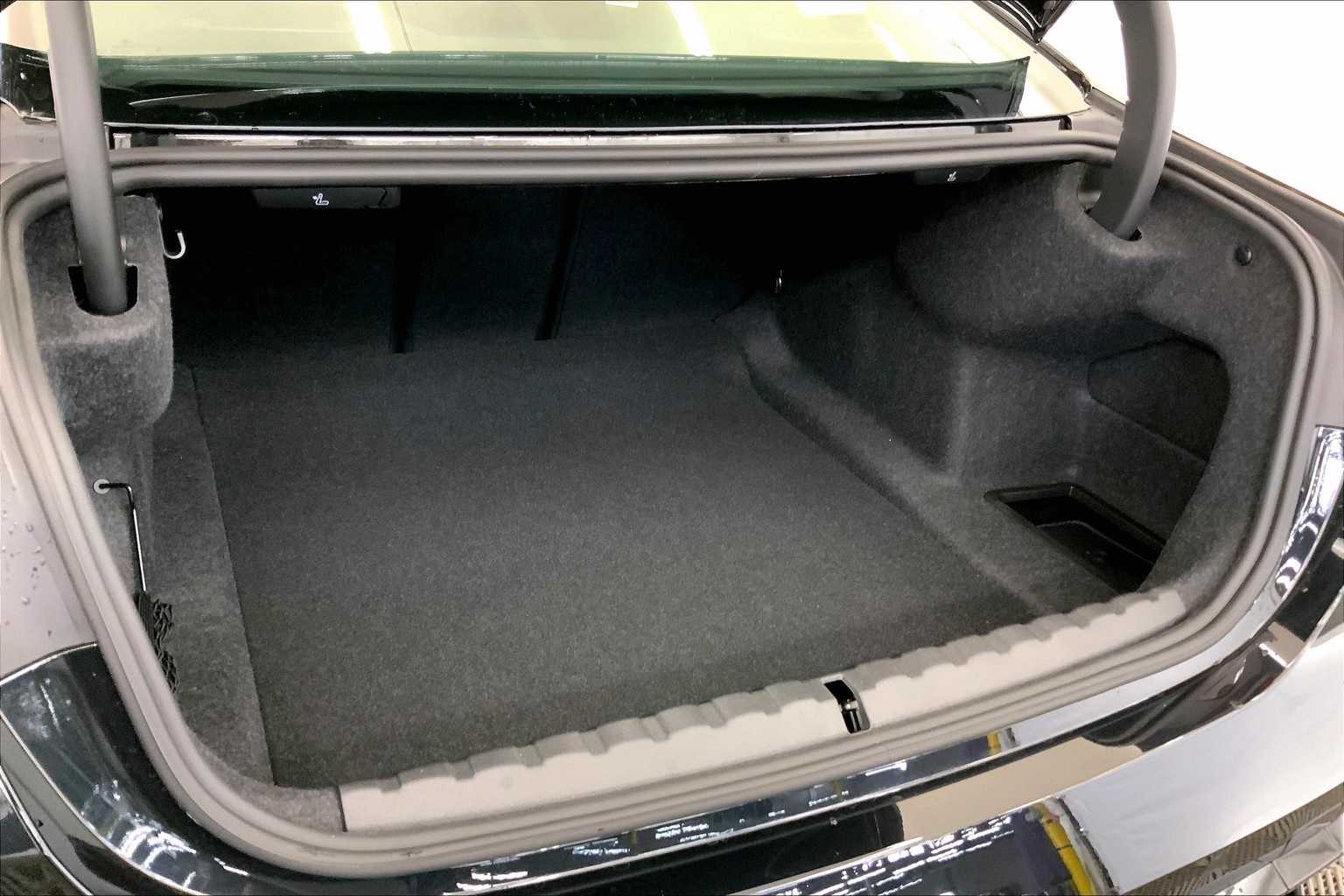 Thumbnail: 2026 BMW M4 - 18