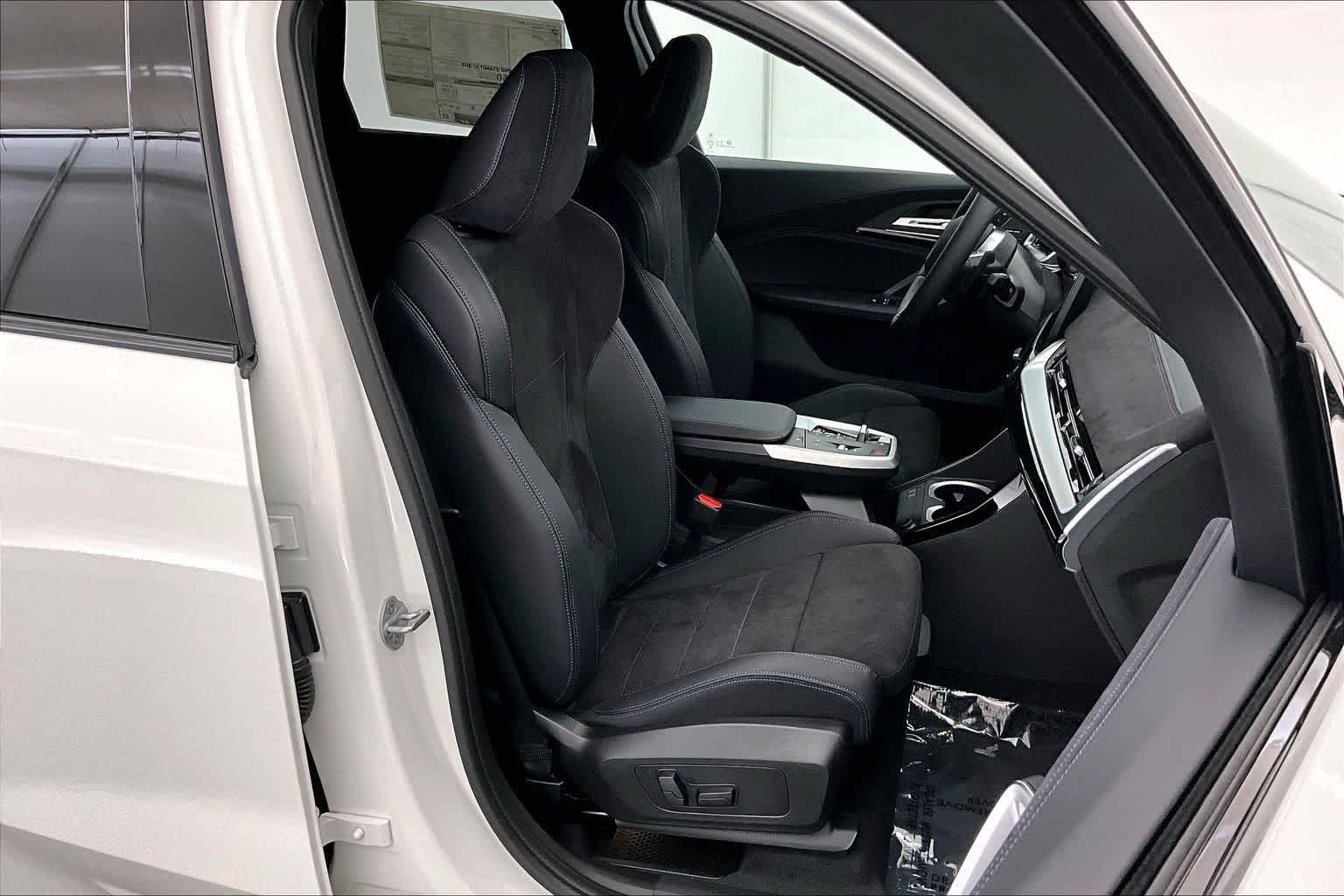 Thumbnail: 2026 BMW X1 - 14