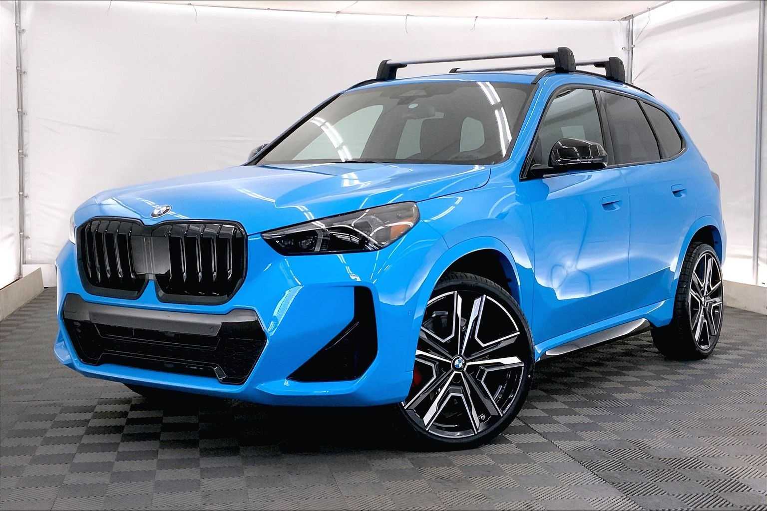 Thumbnail: 2025 BMW X1 - 1