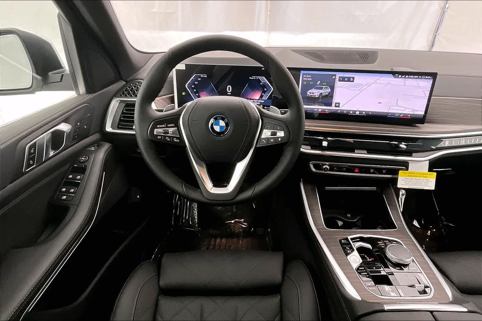 Thumbnail: 2026 BMW X5 - 15
