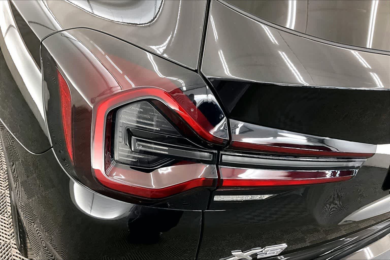 Thumbnail: 2024 BMW X3 - 32