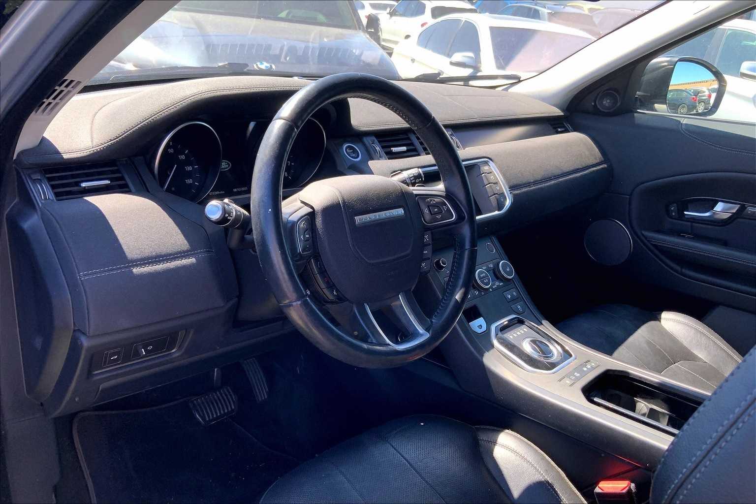 Thumbnail: 2019 Land Rover Range Rover Evoque - 2