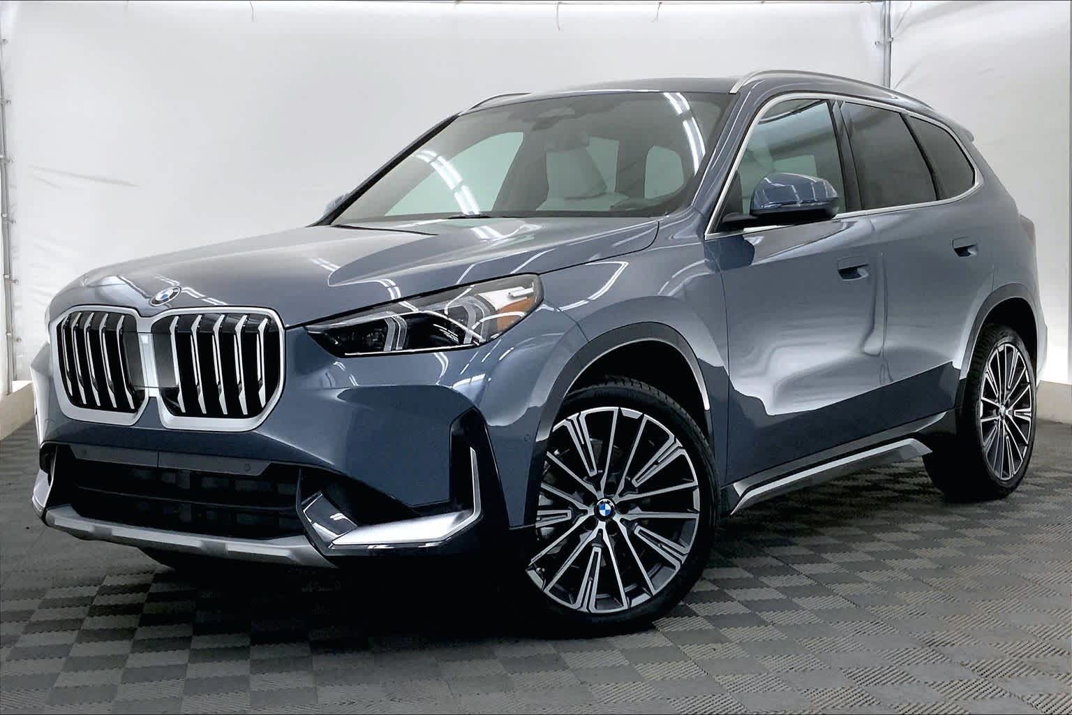 Thumbnail: 2026 BMW X1 - 1
