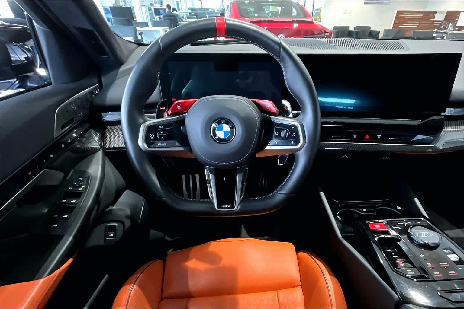 Thumbnail: 2025 BMW M5 - 14