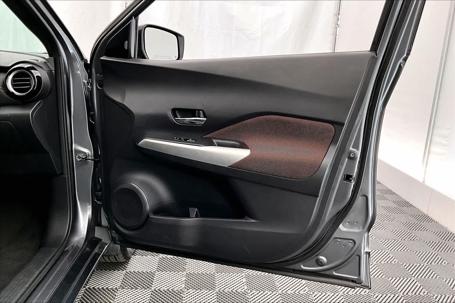 Thumbnail: 2019 Nissan Kicks - 28