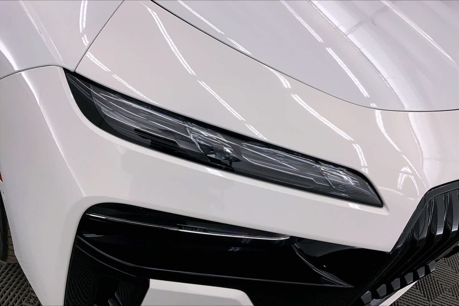 Thumbnail: 2023 BMW i7 - 31