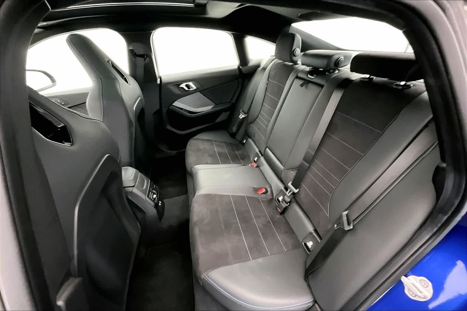 Thumbnail: 2025 BMW 2 Series - 29