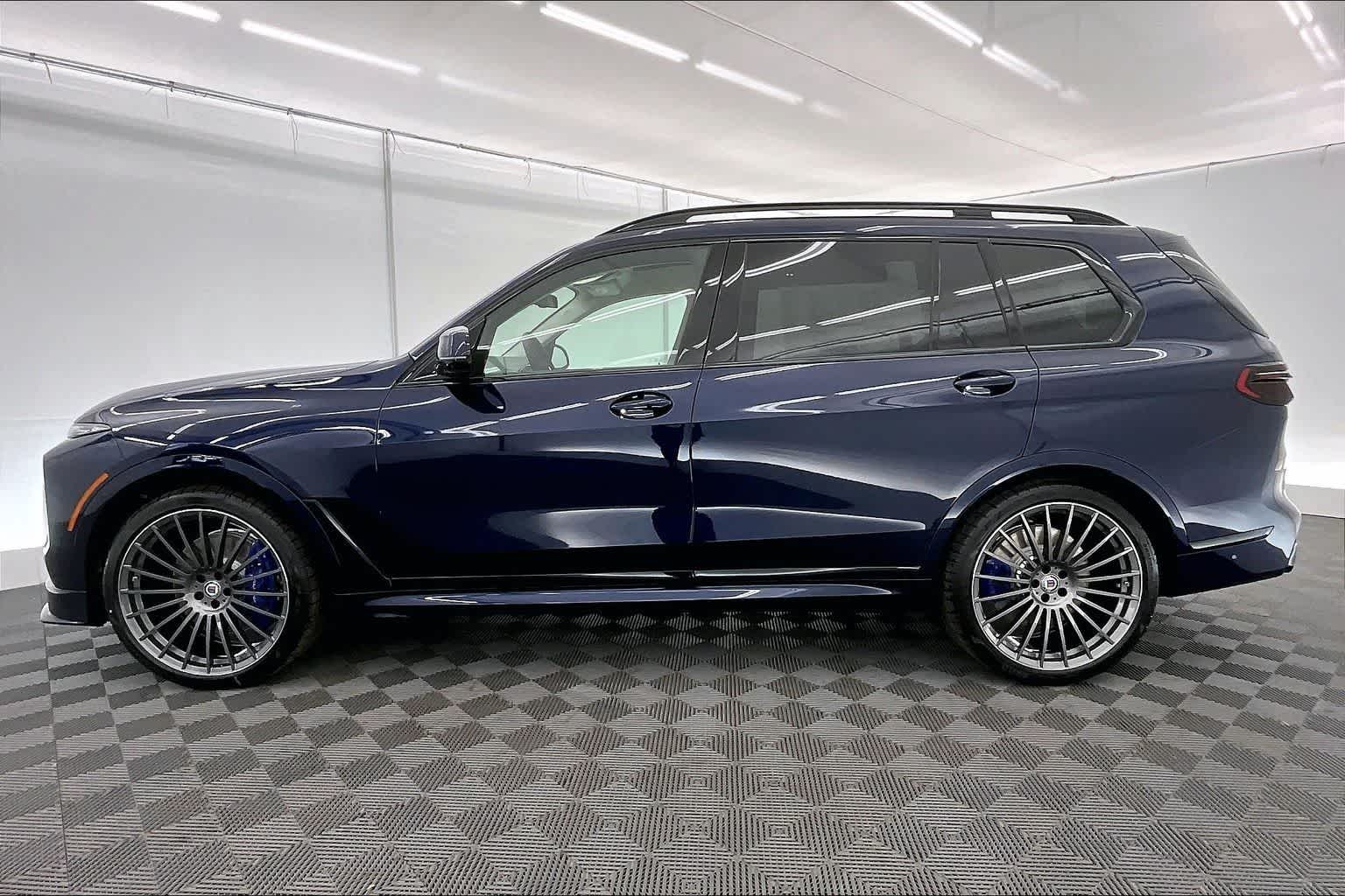 Thumbnail: 2026 BMW X7 - 3