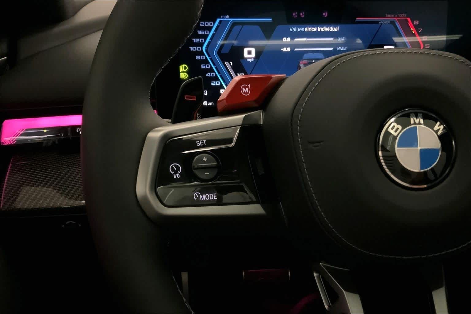 Thumbnail: 2026 BMW M5 - 24