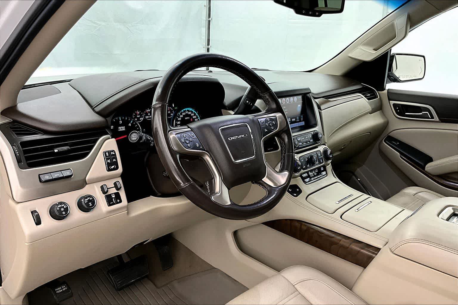 Thumbnail: 2019 GMC Yukon XL - 2