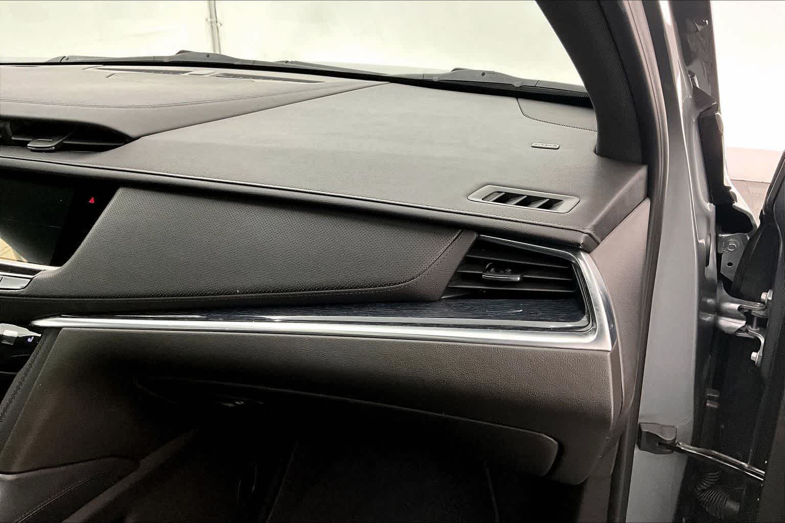 Thumbnail: 2023 Cadillac XT5 - 23