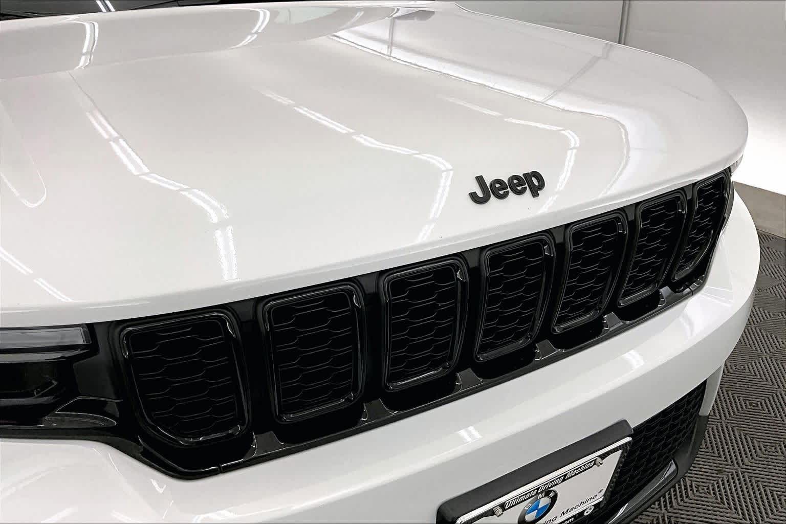 Thumbnail: 2023 Jeep Grand Cherokee - 33