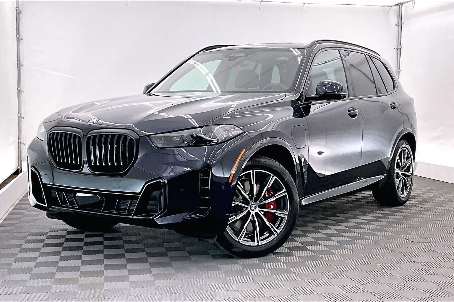 Thumbnail: 2026 BMW X5 - 1