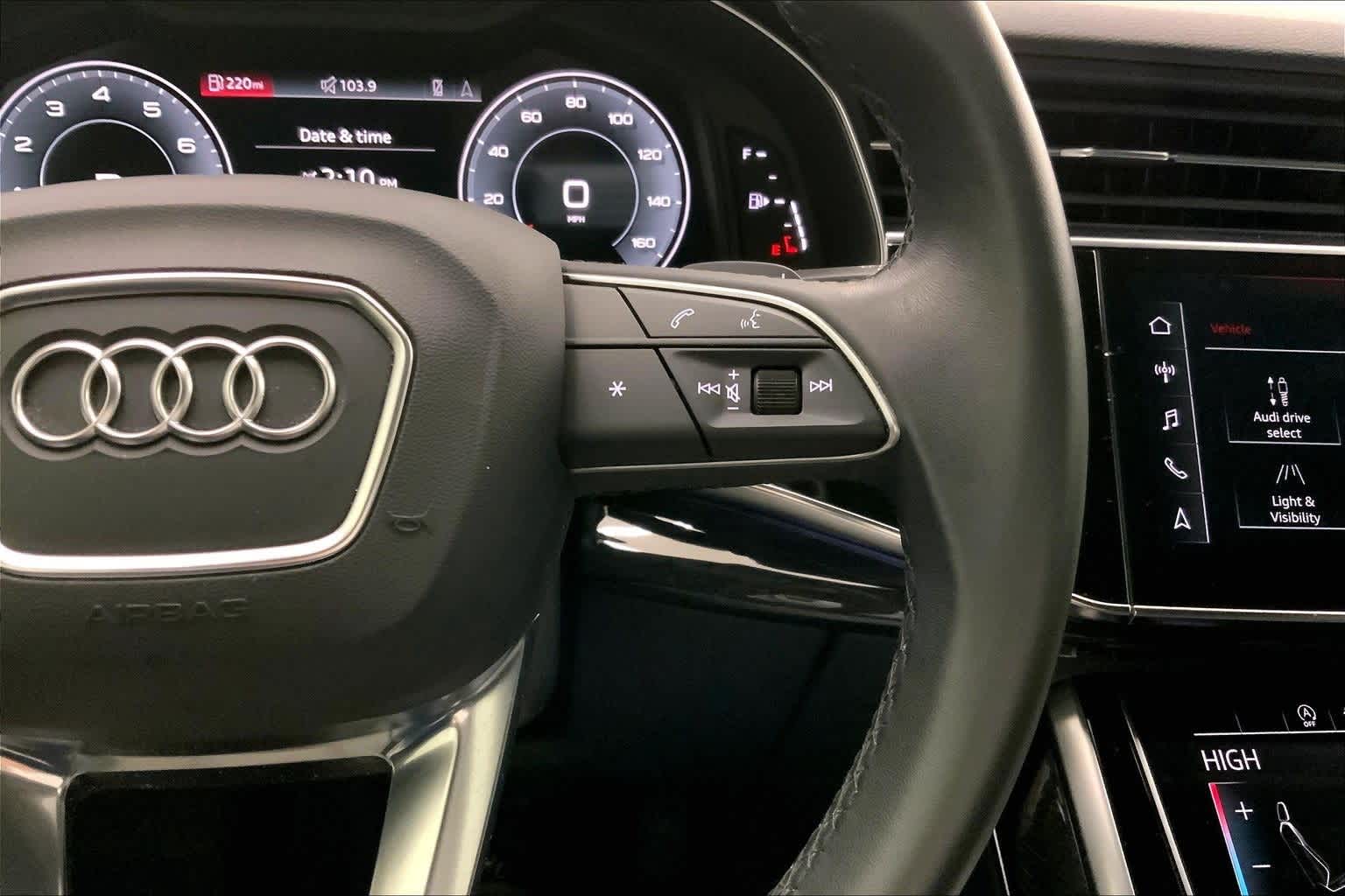 Thumbnail: 2021 Audi Q7 - 25