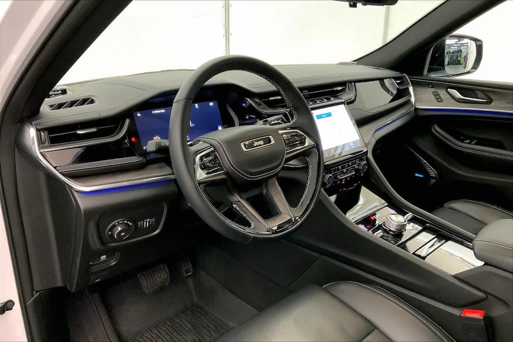 Used 2024 Jeep Grand Cherokee Overland SUV