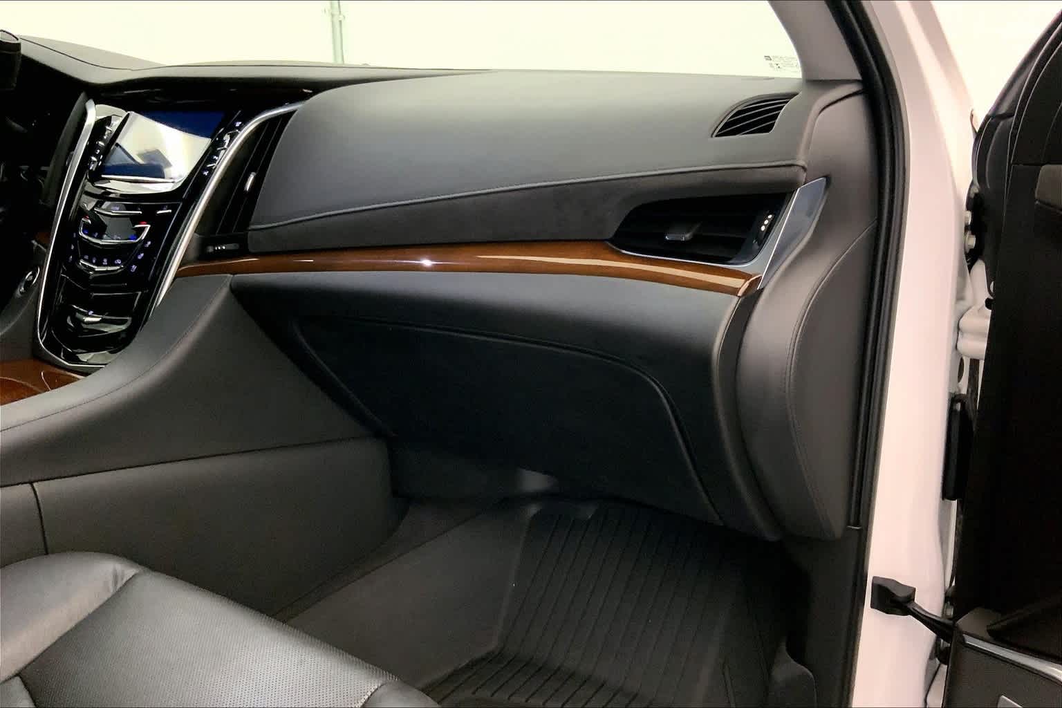 Thumbnail: 2020 Cadillac Escalade - 23