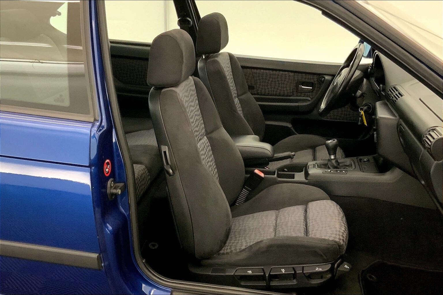 Thumbnail: 1999 BMW 3 Series - 12