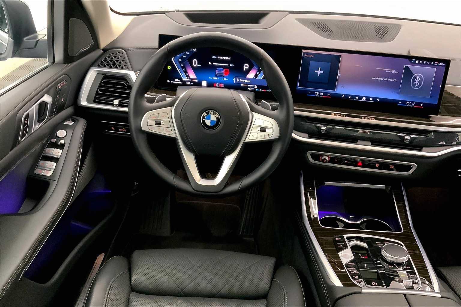 Thumbnail: 2024 BMW X7 - 14