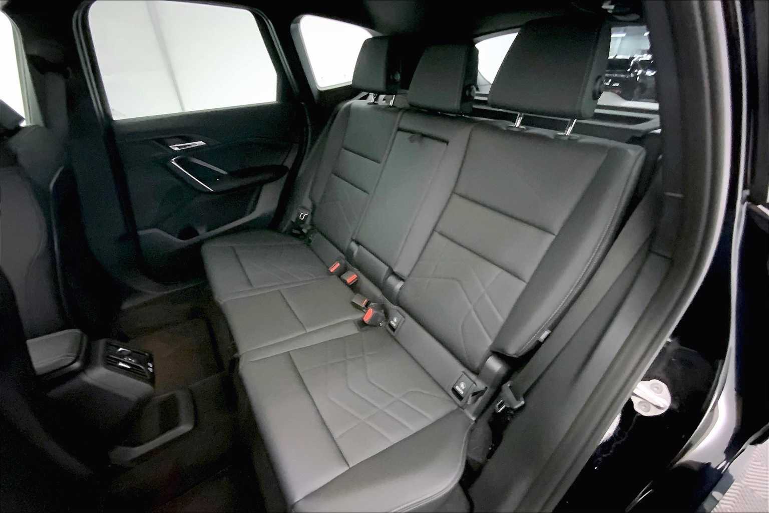 Thumbnail: 2025 BMW X1 - 29