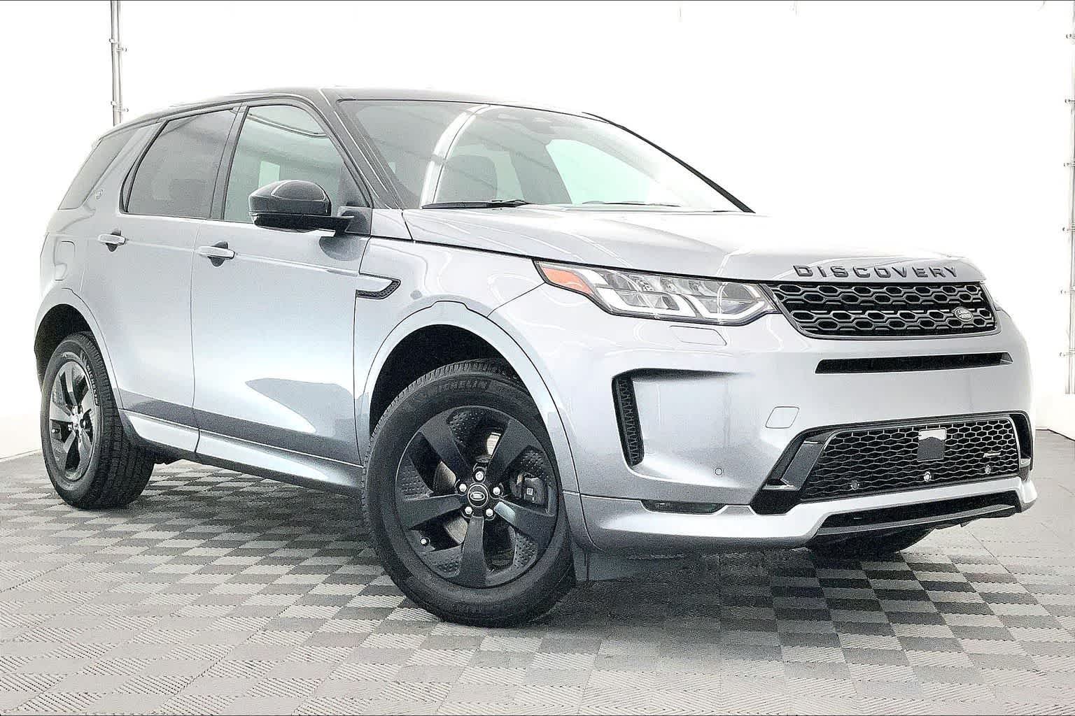 Thumbnail: 2022 Land Rover Discovery Sport - 21