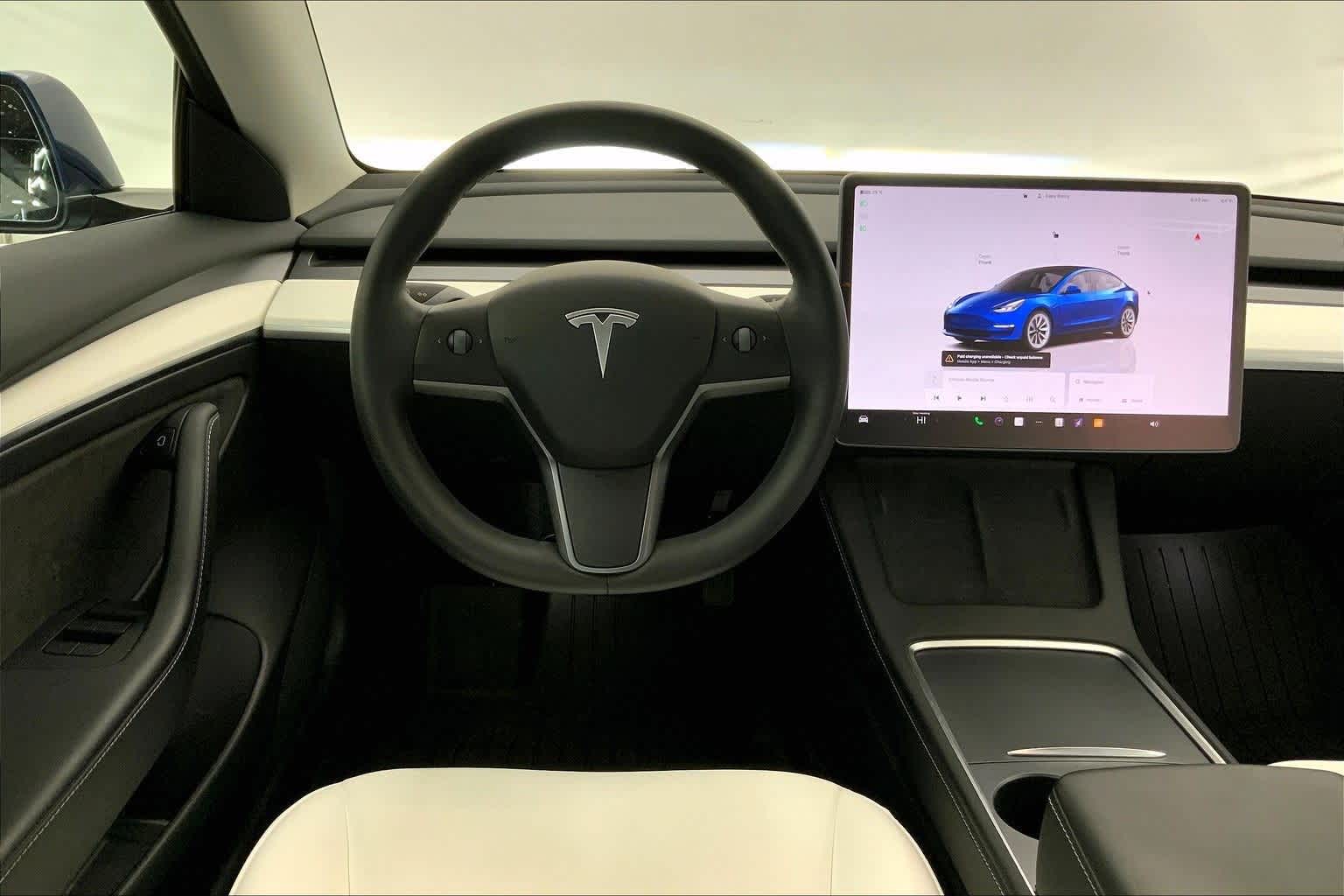 Thumbnail: 2022 Tesla Model 3 - 14