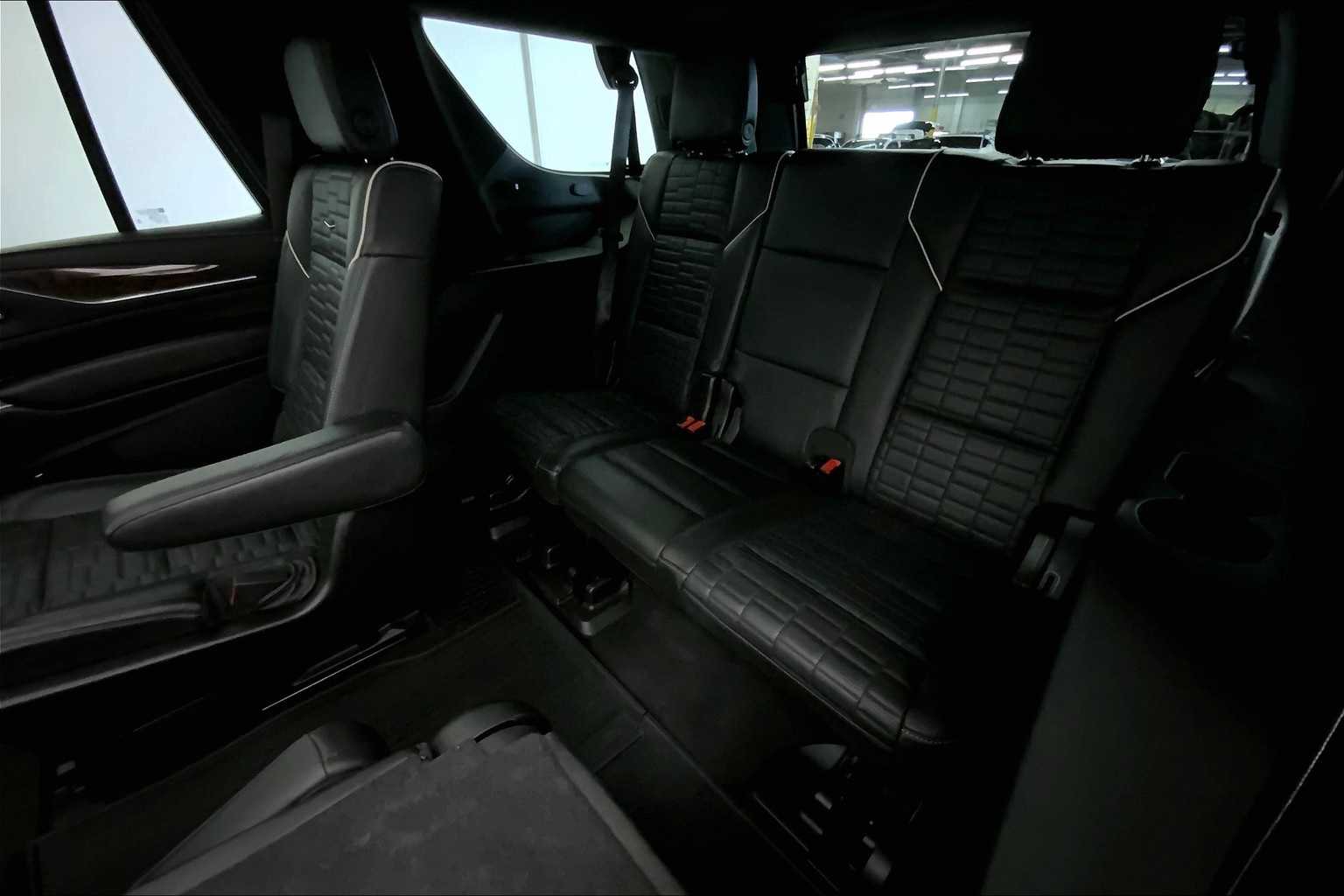 2021 Cadillac Escalade Sport Platinum 29