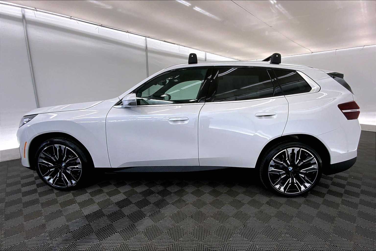 Thumbnail: 2025 BMW X3 - 3